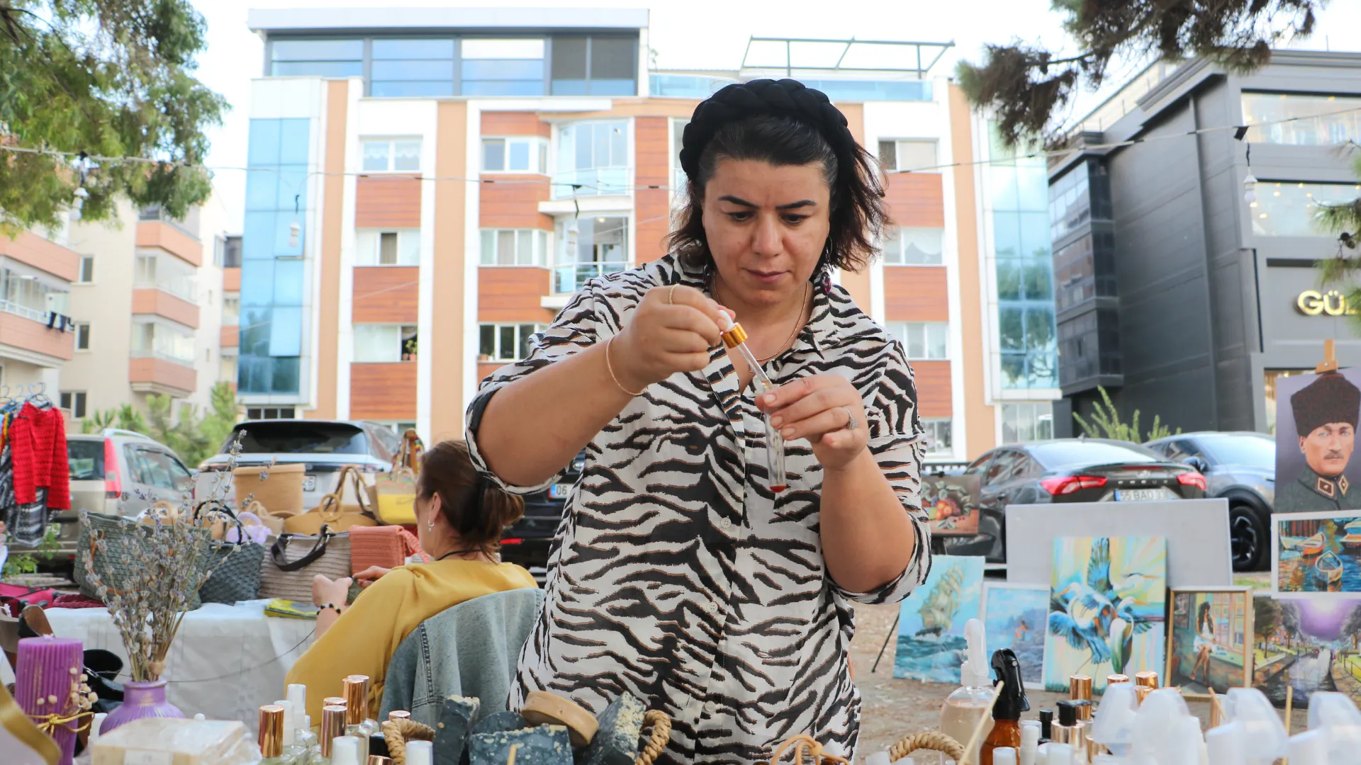 Kimyager kendi cilt sorunlarını doğal ürünlerle çözüyor