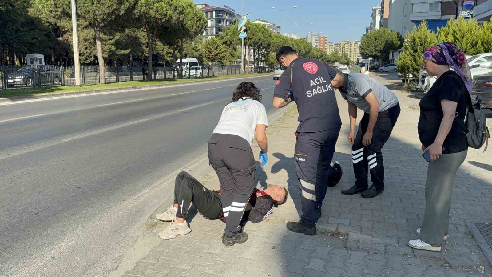 Samsun’da motosiklet yayaya çarptı: 2 yaralı