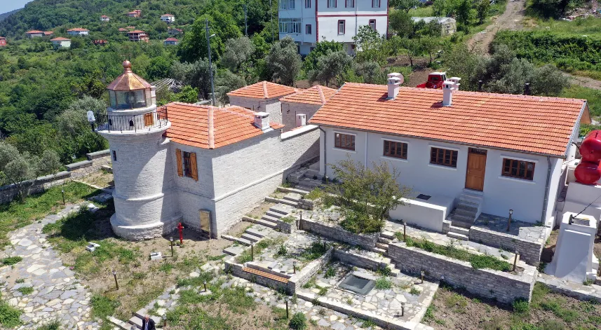 Kerempe Feneri 140 yıldır denizcilere yol gösteriyor