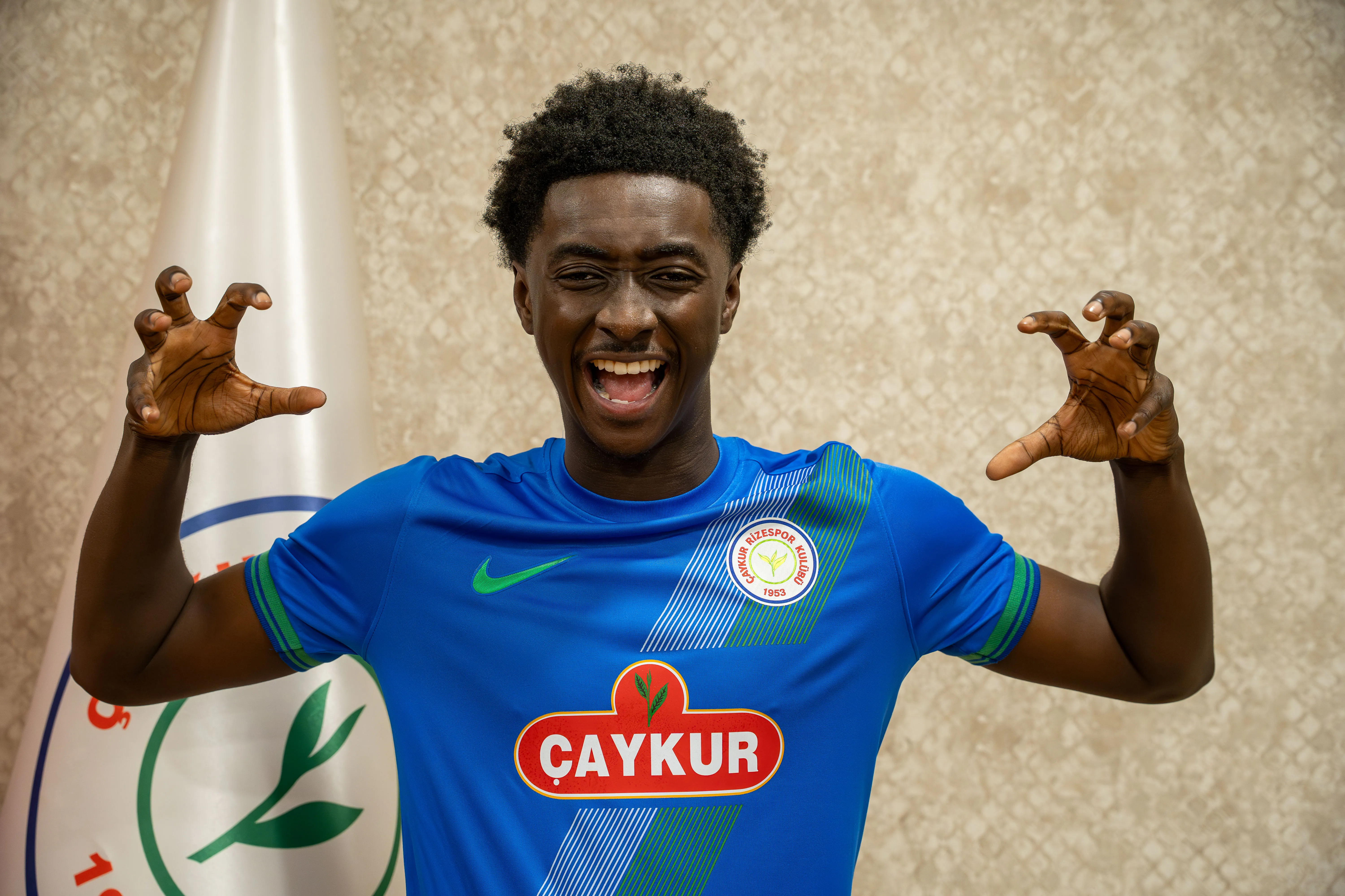 Jesurun Rak-Sakyi Rizespor’da