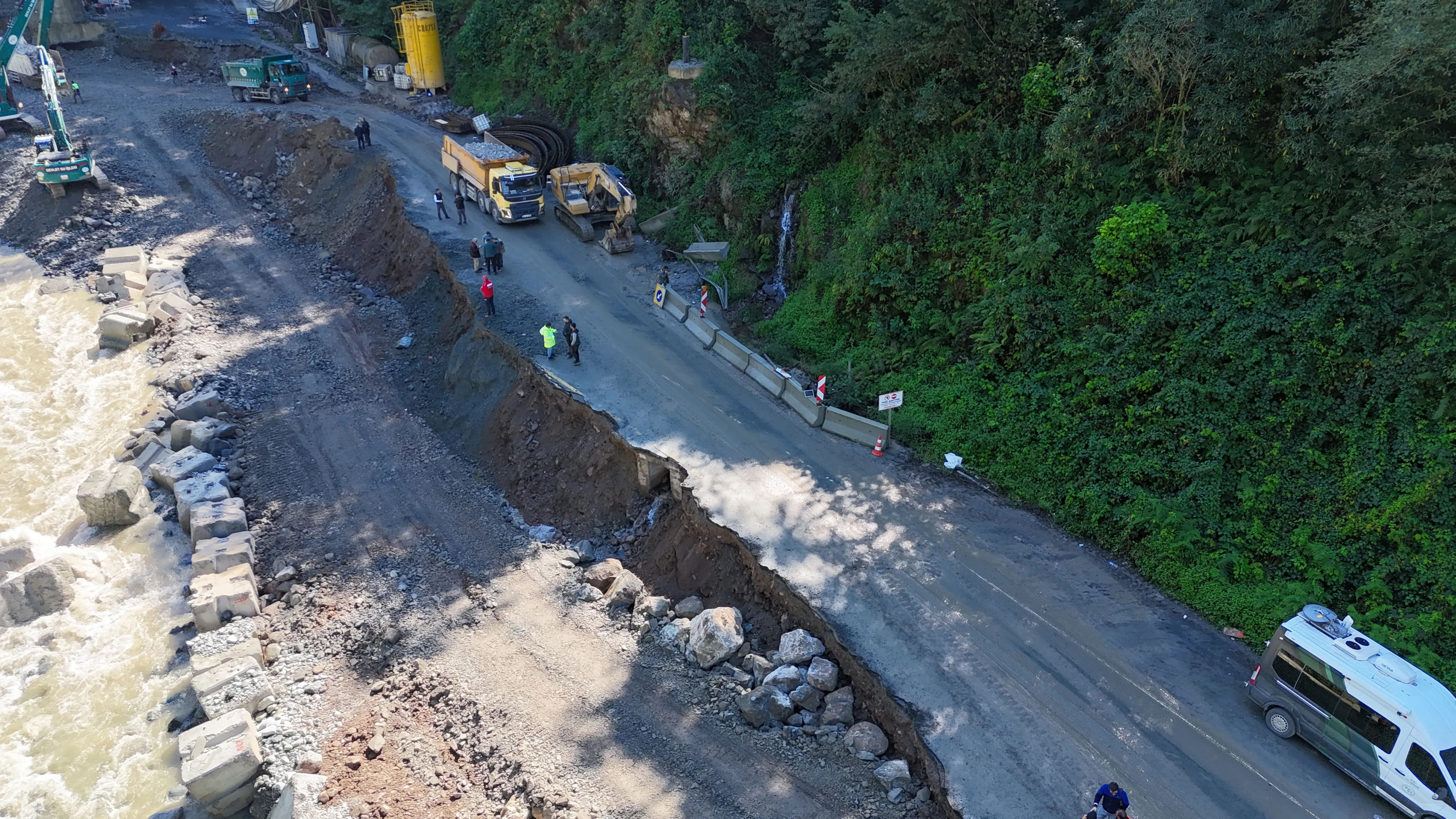 Çamlıhemşin-Ayder yolu bu saatler dışında trafiğe kapalı olacak