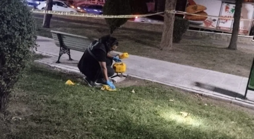 Dükkanın önünde tüfekli saldırıda öldü