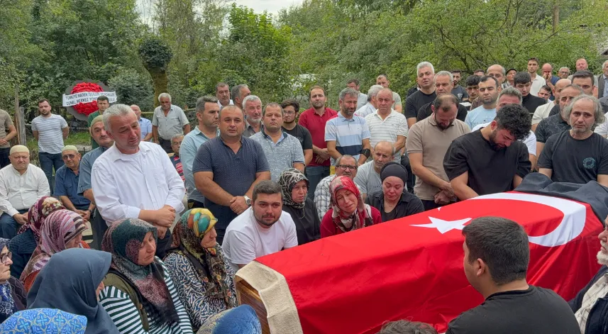 Zonguldak'ta göçükte ölen madenci toprağa verildi