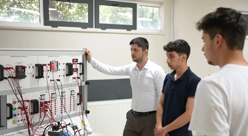 Mezun olunca iş garantisi öğrencileri cezbediyor