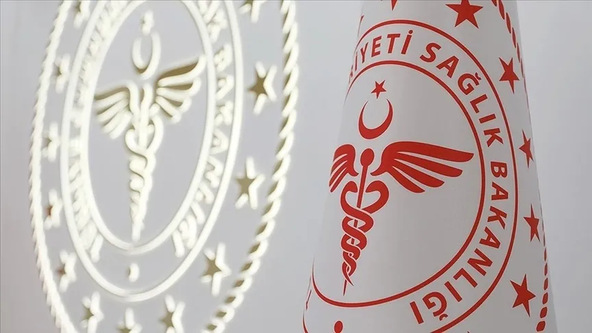 Sağlık Bakanlığı, 15 bin 247 sözleşmeli personel ve 2 bin 753 sürekli işçi alacak