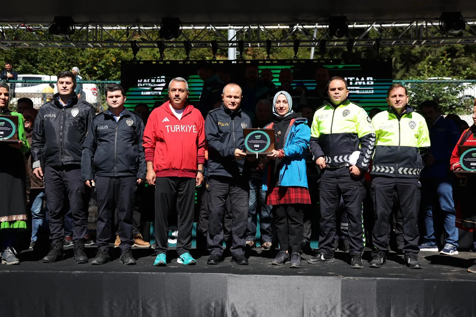 Rize Valiliği, Kaçkar UTMB'de Yer Alan Ekiplere Teşekkür Etti