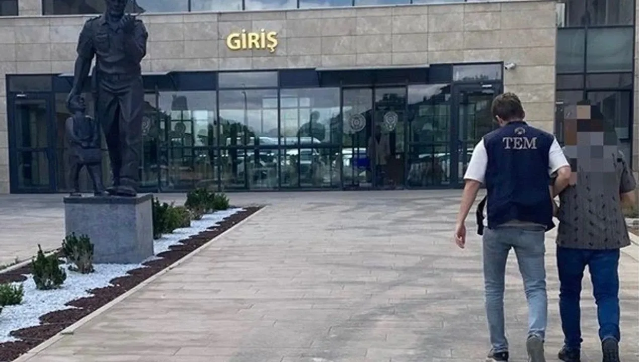 Komiser yardımcılığı sorularını çalan FETÖ üyesi yakalandı