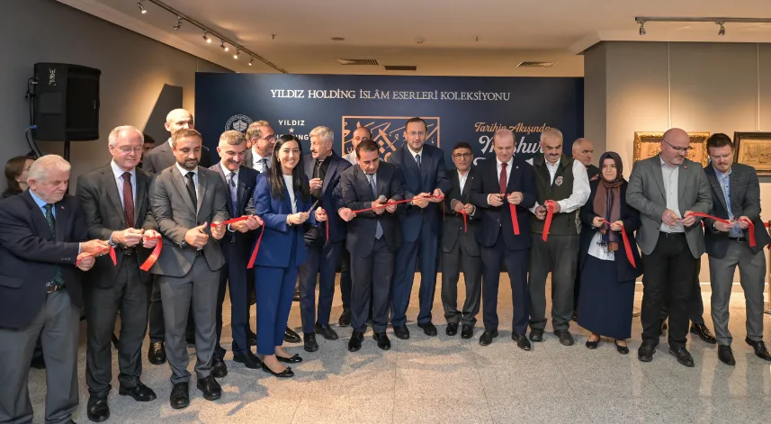 ‘Tarihin Akışında Meşhur Hattatlar’ sergisi Trabzon’da ziyarete açıldı