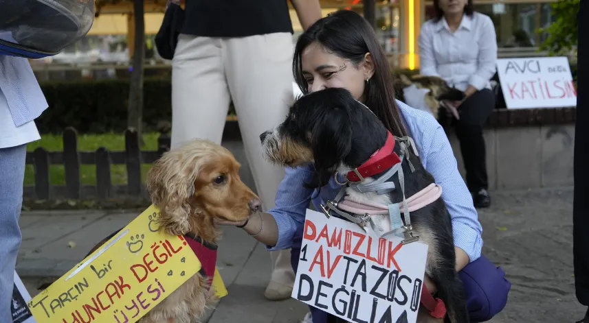 Gümüşhane’de 'Hayvanları Koruma Günü’nde anlamlı yürüyüş