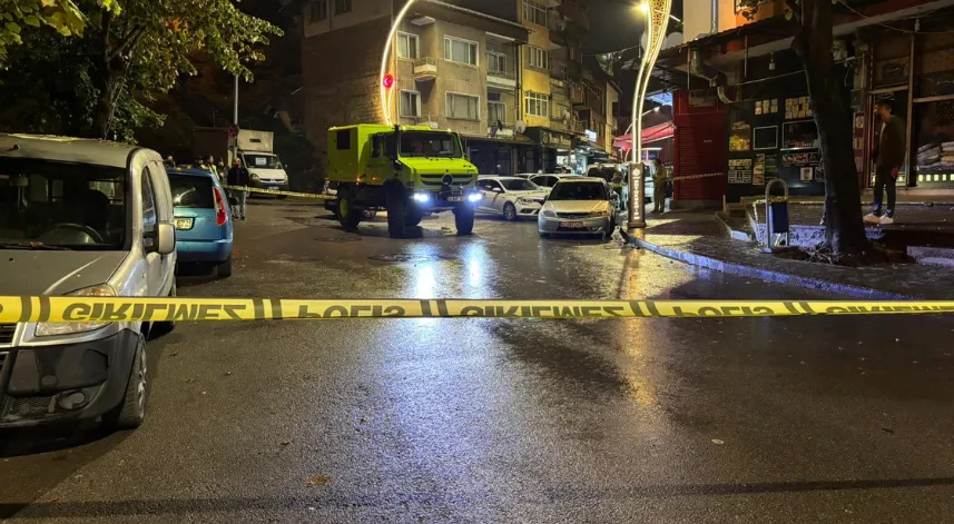 Sokak ortasında cinayet kamerada