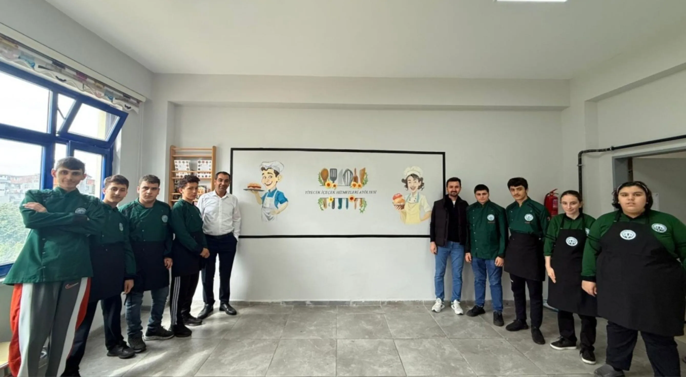 Rize'de tematik atölyelerde renkli çalışmalar