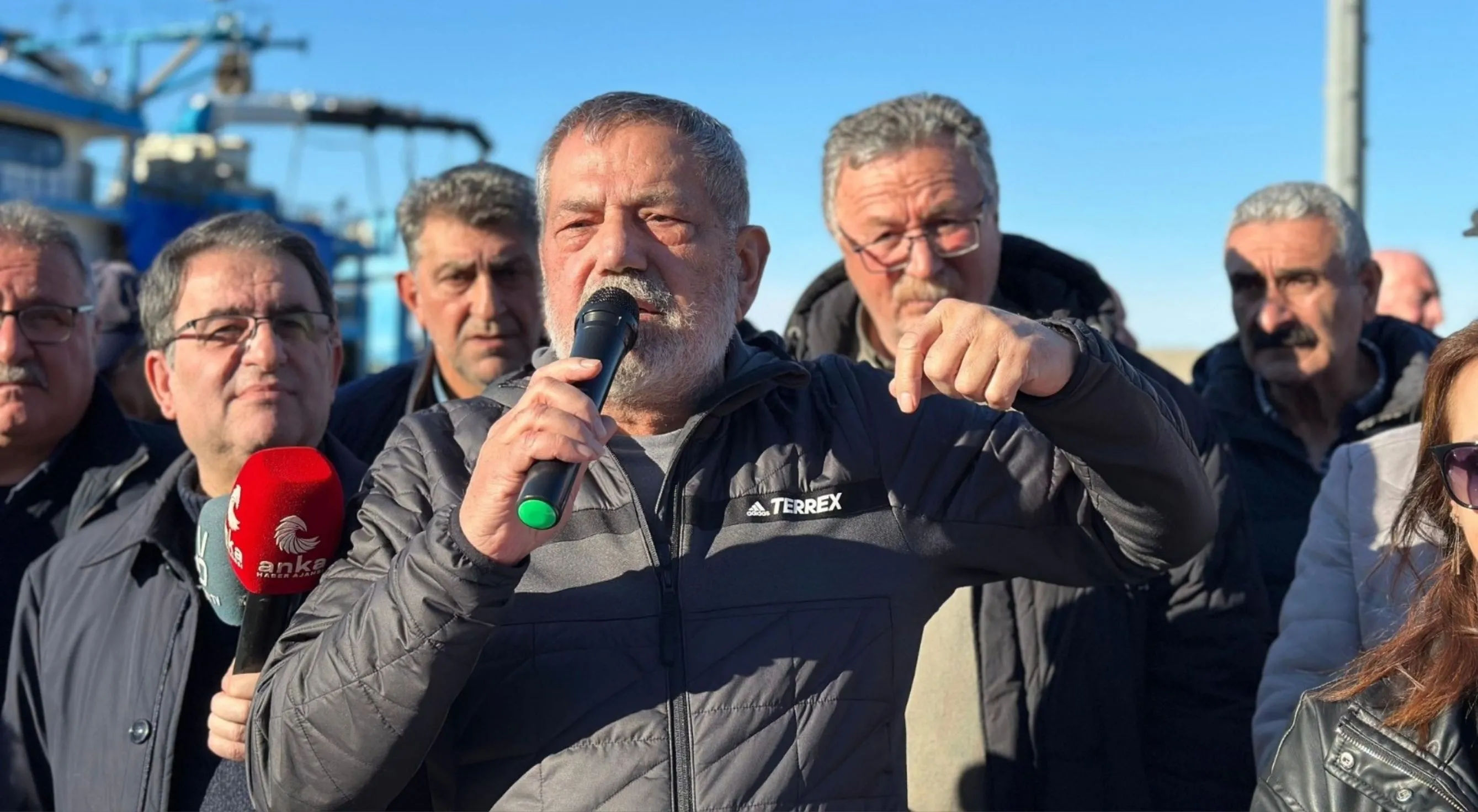 CHP'li Ocaklı, Rize'de yapılması planlanan kafes tipi balık çiftlikleri projesine tepki gösterdi