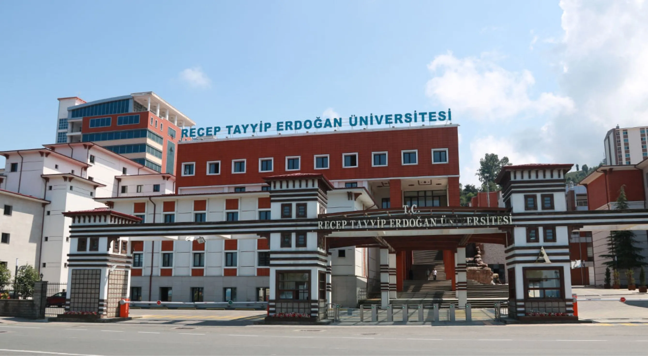RTEÜ 3. yaş üniversitesi, IAUTA üyeliğiyle küresel ağa katıldı