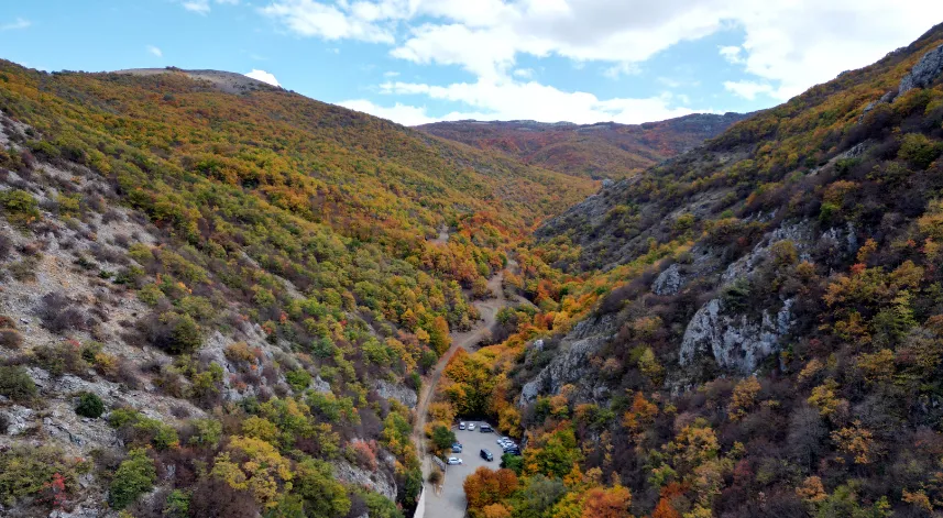 Tokat'ta sonbaharın güzelliği havadan görüntülendi