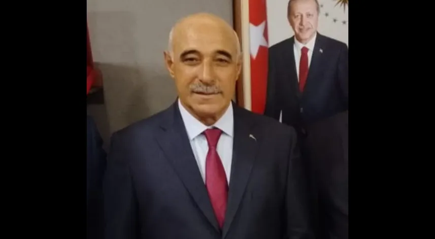 Belediye Başkanı Çakmak, trafik kazasında yaralandı