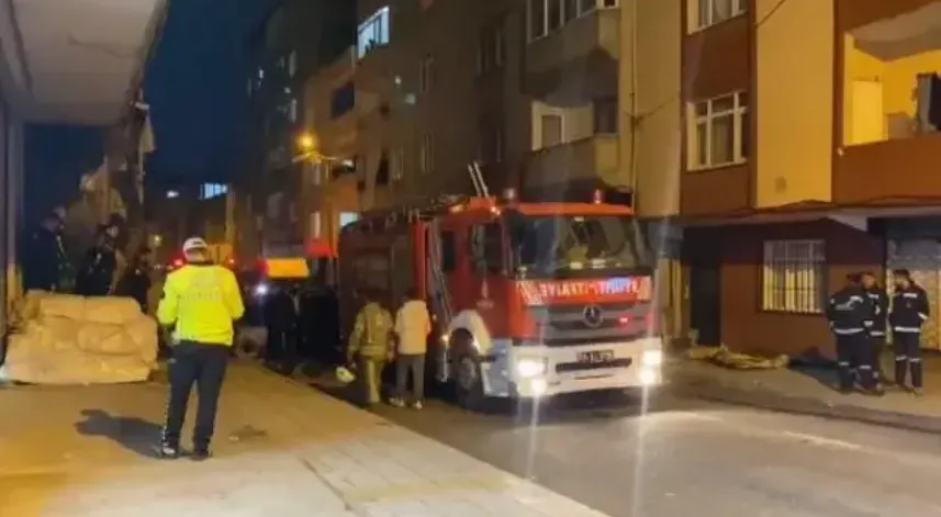 Bağcılar’da binanın bodrum katında patlama: Yaralılar var