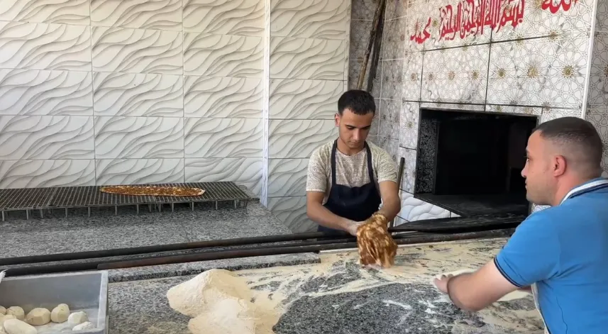 Ehliyet başvurusu yaptığında yatalak hasta olduğunu öğrendi