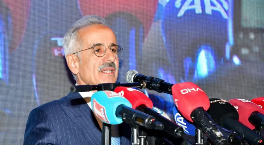 Bakan Uraloğlu: Ulaştırma ve haberleşmede dünya ölçeğinde projelere imza attık