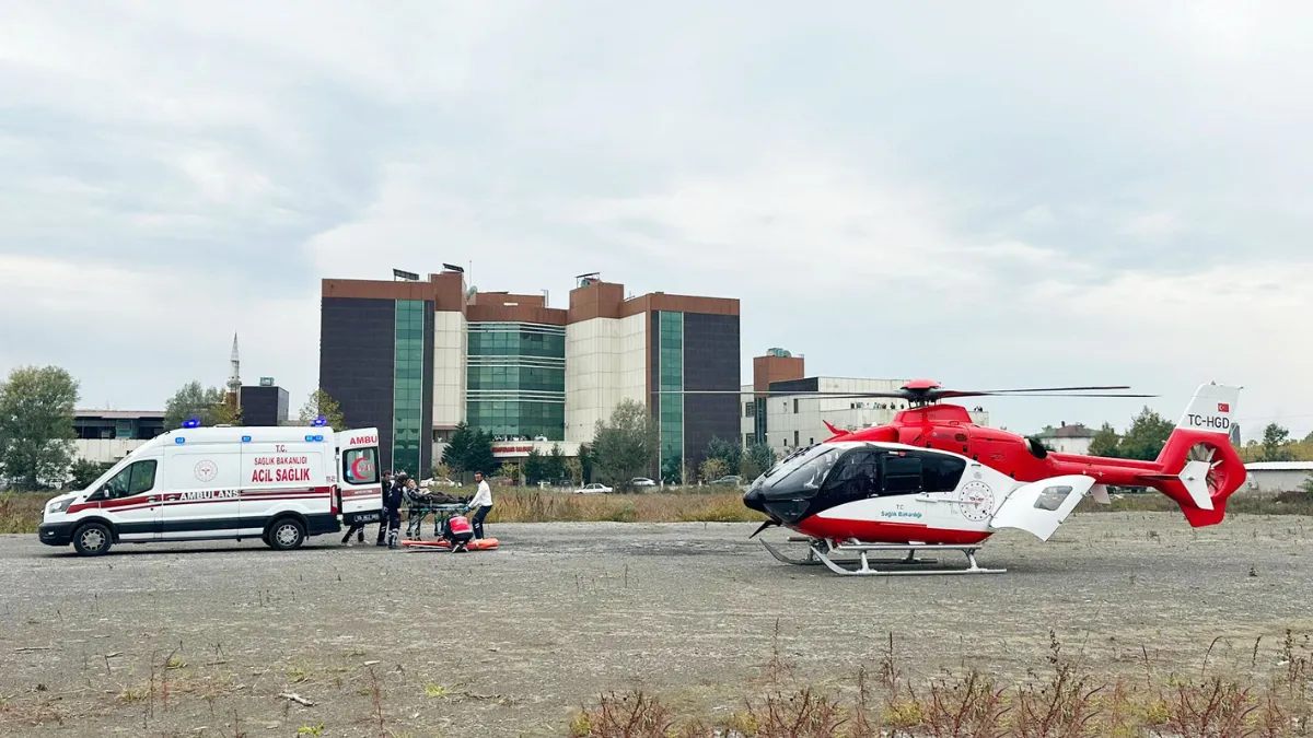 Ambulans helikopter acil kalp pili takılması gereken yaşlı hastaya umut oldu