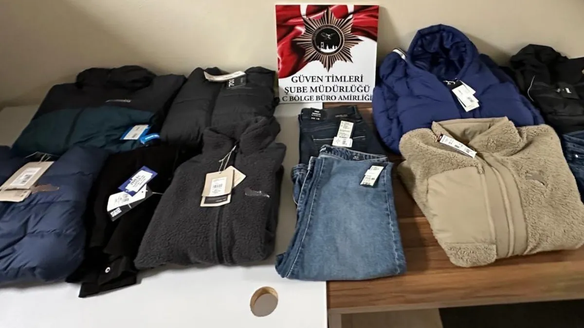 AVM’lerde kıyafet deneme bahanesiyle 1 milyon liralık vurgun: Nefes kesen operasyon kamerada