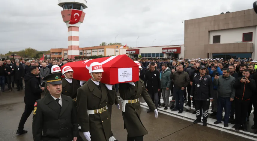 Şehit Altıok'un cenazesi memleketi Samsun'a getirildi
