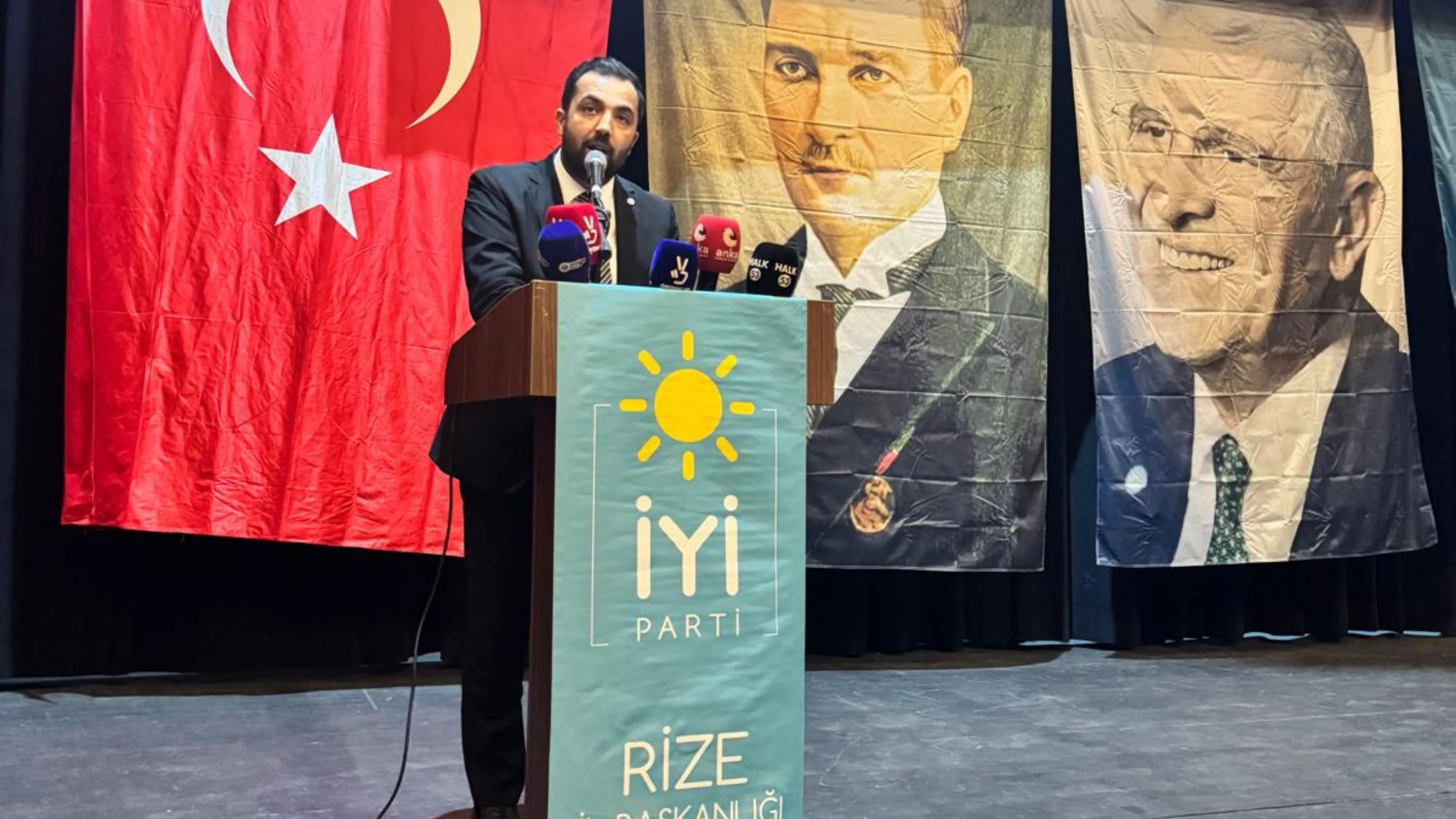 İYİ Parti Rize'de Hacısüleymanoğlu güven tazeledi