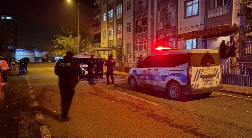 Kayseri’de 4. kattan düşen genç kız ağır yaralandı