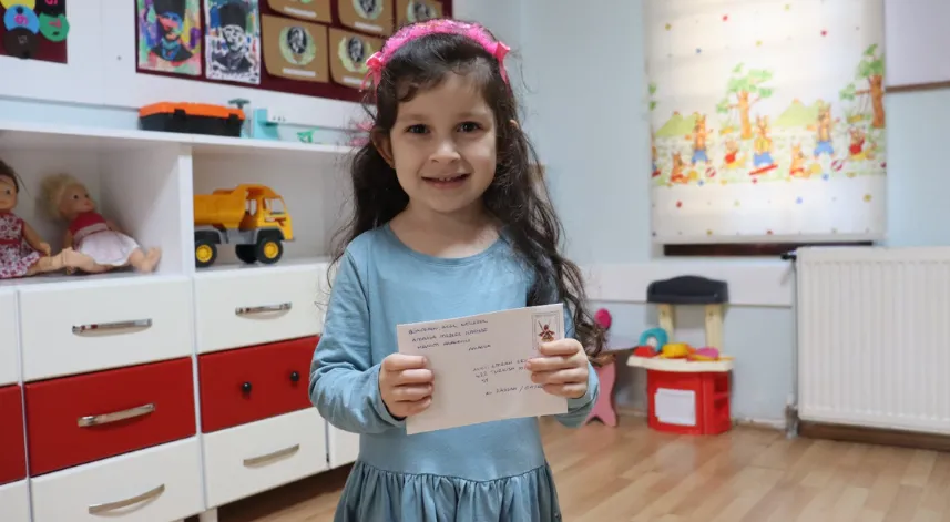 Anaokulu öğrencilerinden polis ve askere duygulandıran mektuplar