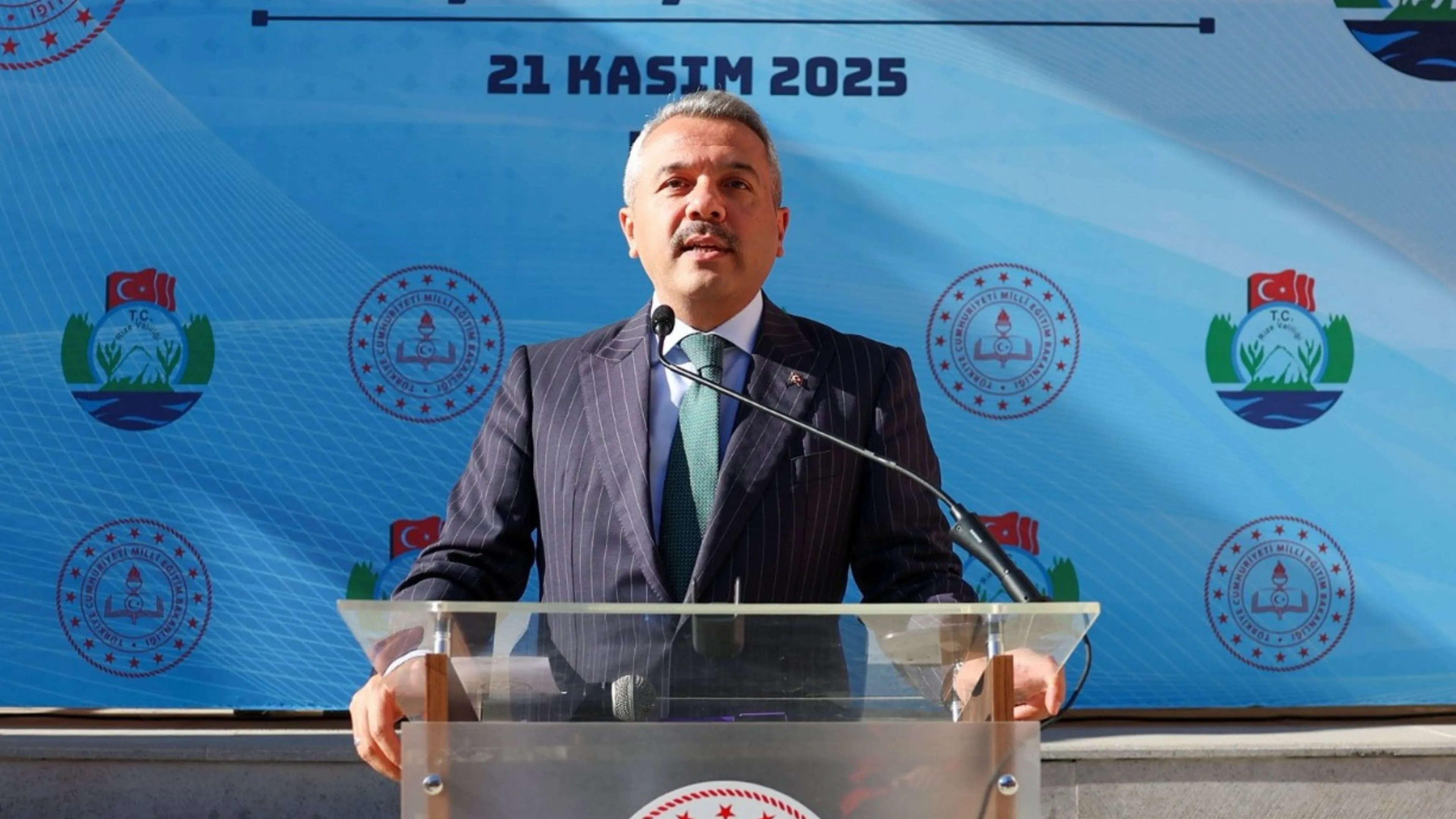 Vali Baydaş'tan 'Öğretmenler' günü mesajı