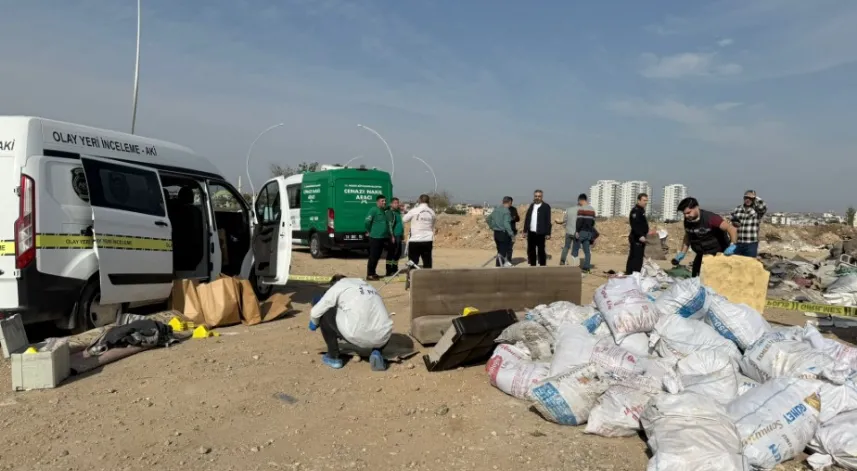 Mersin’de korkunç cinayet: Öldürüp tuzlayıp halıya sarıp çekyatla atmışlar