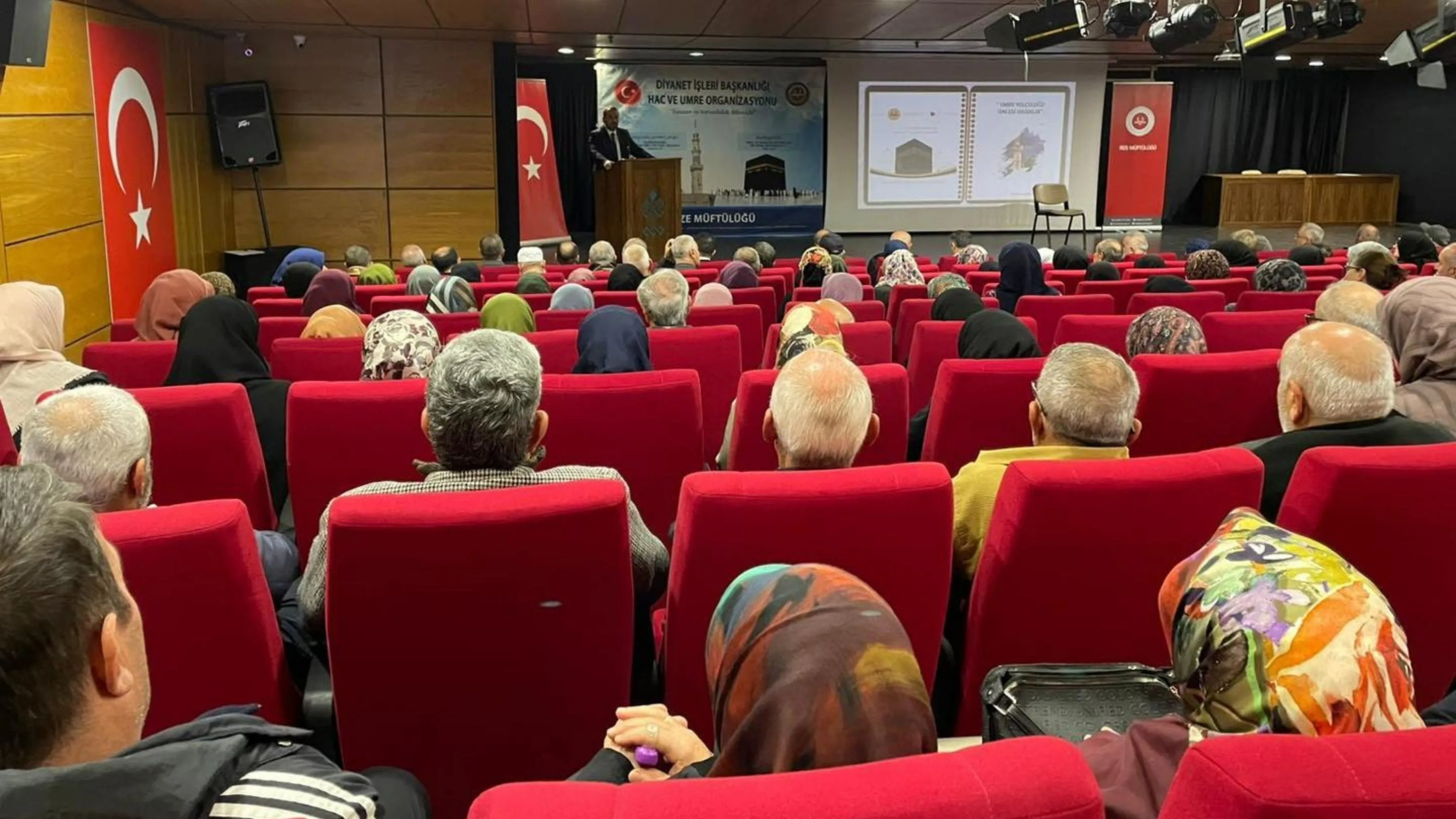 Rize'de umre bilgilendirme ve eğitim semineri gerçekleştirildi