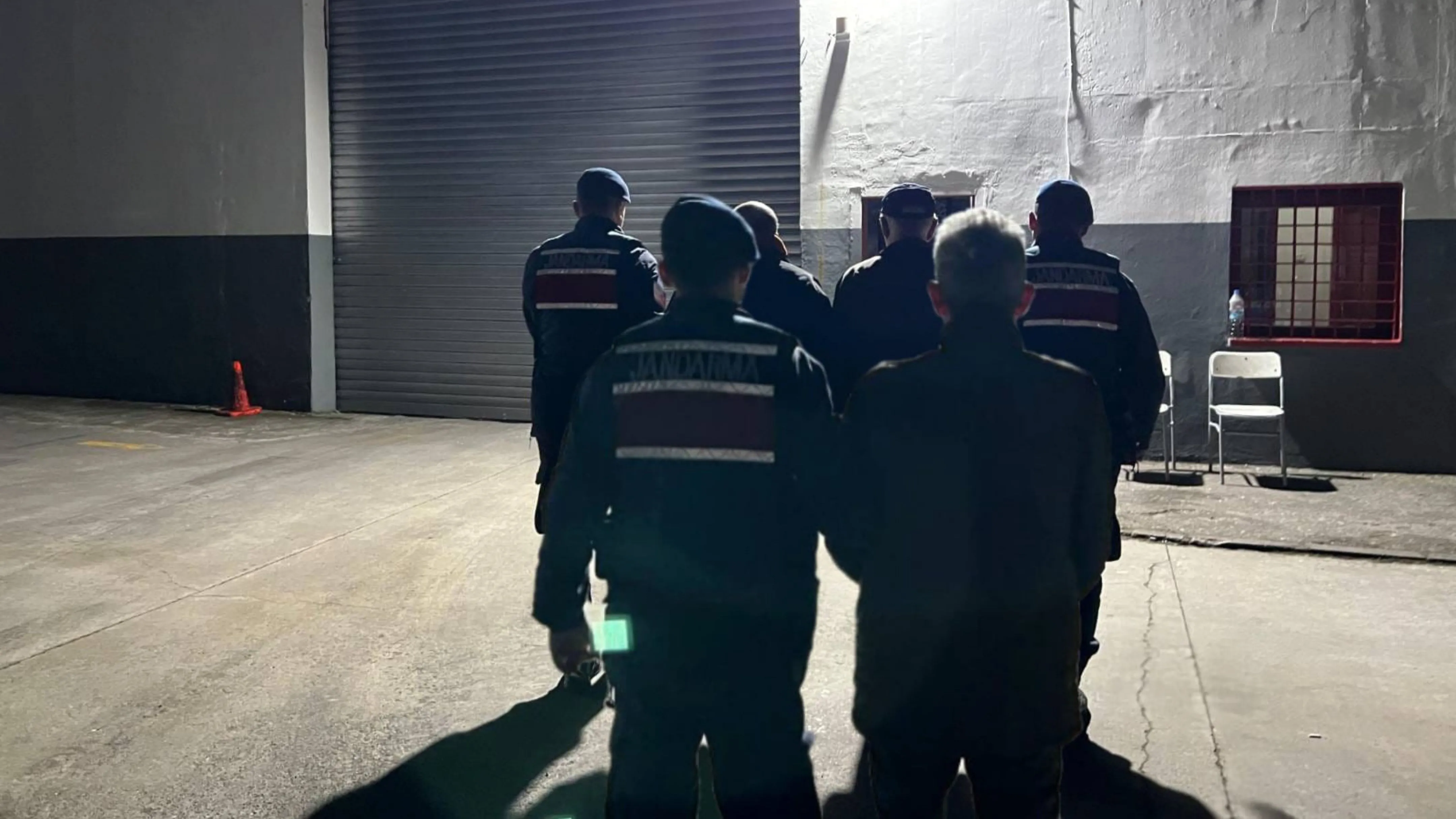 Rize'deki kaçakçılık operasyonunda 5 kişi tutuklandı