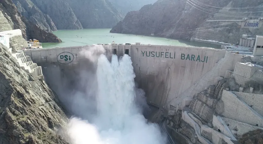 Geleceğin mühendislerinden Yusufeli Barajı'na mercek