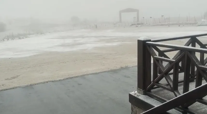 Karabük'te Keltepe Kayak Merkezi, beyaza büründü