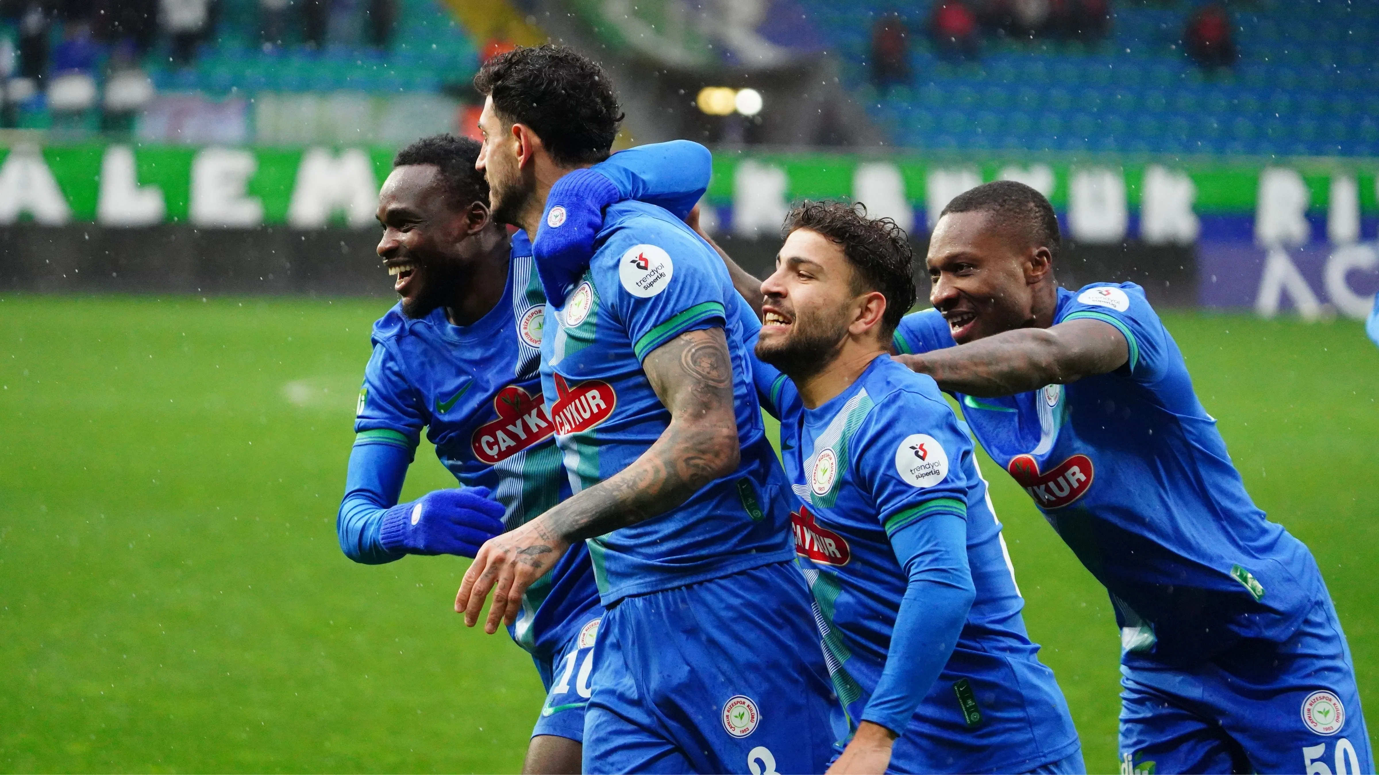 Çaykur Rizespor-Gaziantep FK maçının ilk 11'leri açıklandı