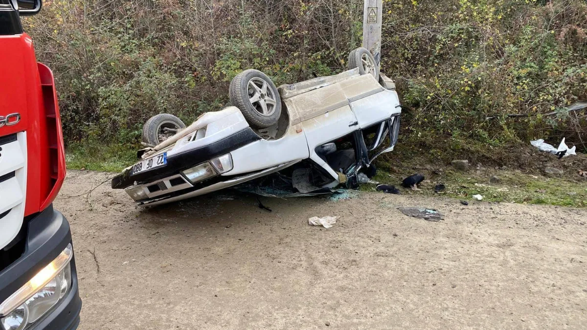 Samsun'da devrilen otomobildeki 1 kişi öldü, 4 kişi yaralandı