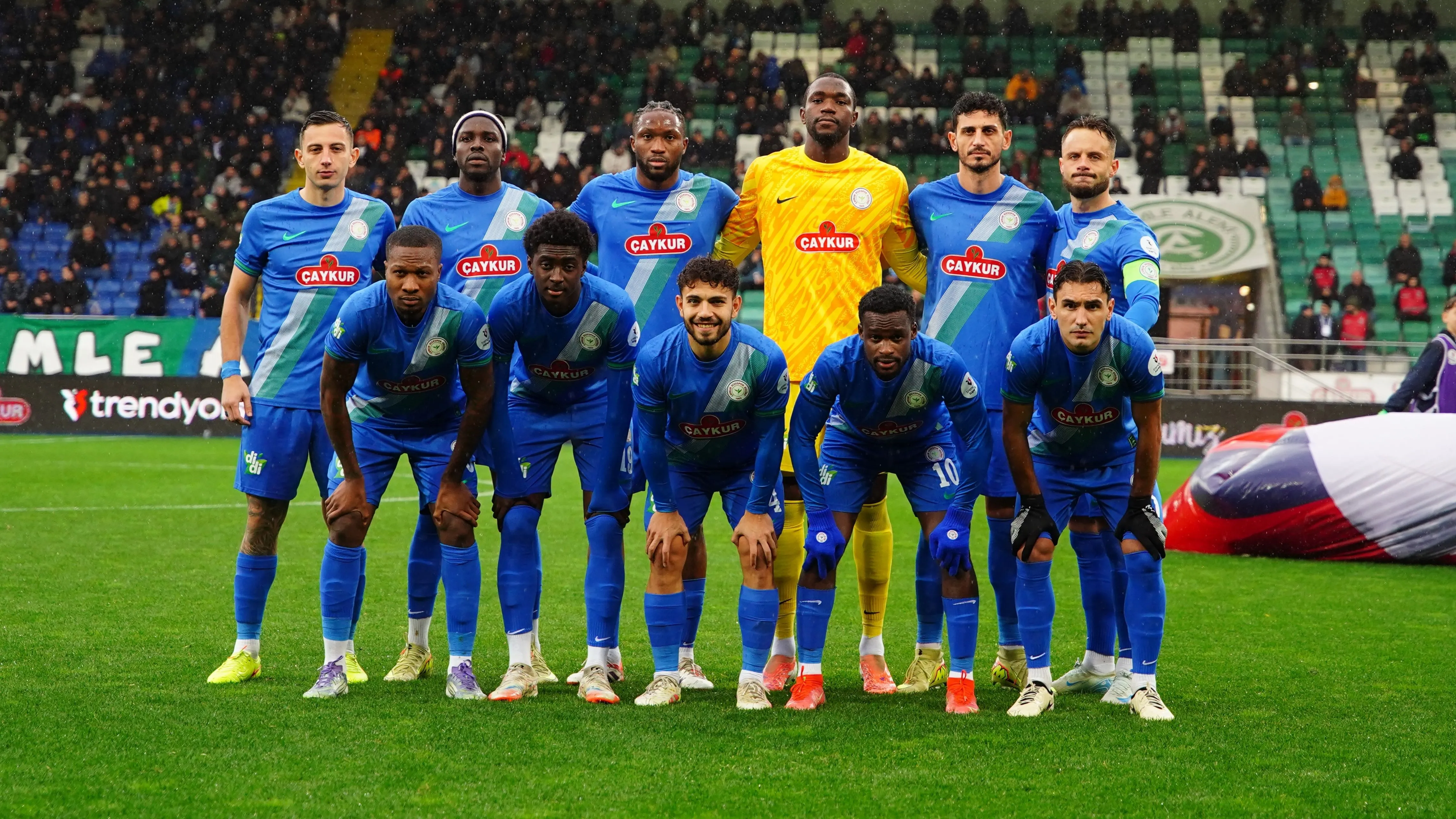 Beşiktaş-Çaykur Rizespor maçının ilk 11'leri açıklandı