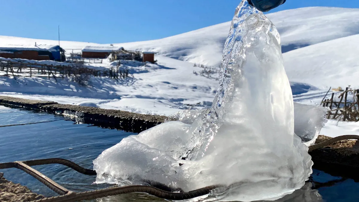 Amasya'nın yüksek kesimlerinde kar yağışı etkili oluyor