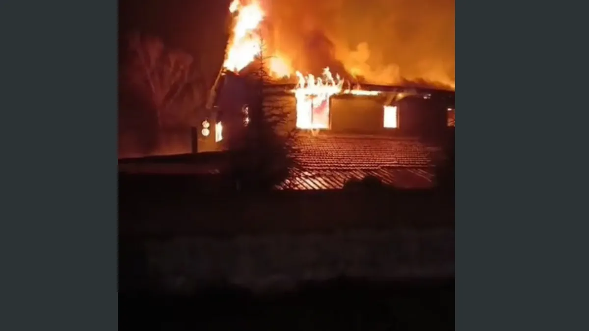 Eğlence merkezinde çıkan yangında öldü