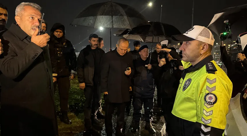 Rize Valisi Baydaş, yeni yıla görev başında giren personelleri ziyaret etti