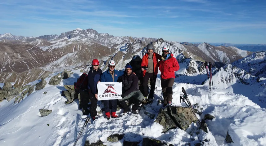 İtalyan dağcıların Kaçkar Dağları'nın zirvesine bıraktığı not 54 yıl sonra bulundu