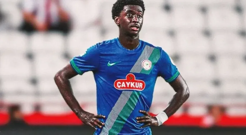 Çaykur Rizespor, Rak-Sakyi ile yollarını ayırdı