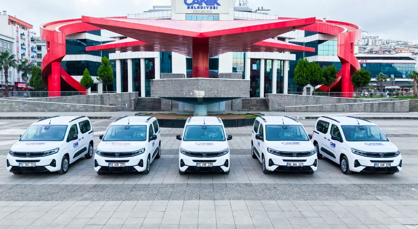 Başkan Sandıkçı: Araç filomuzu 4 katına çıkarttık