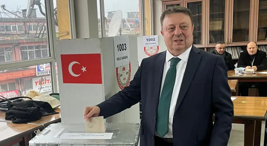 Rize Madeni Sanatkarlar Esnaf ve Sanatkarlar Odası’nda Adem Tornacı Yeniden Başkan Seçildi