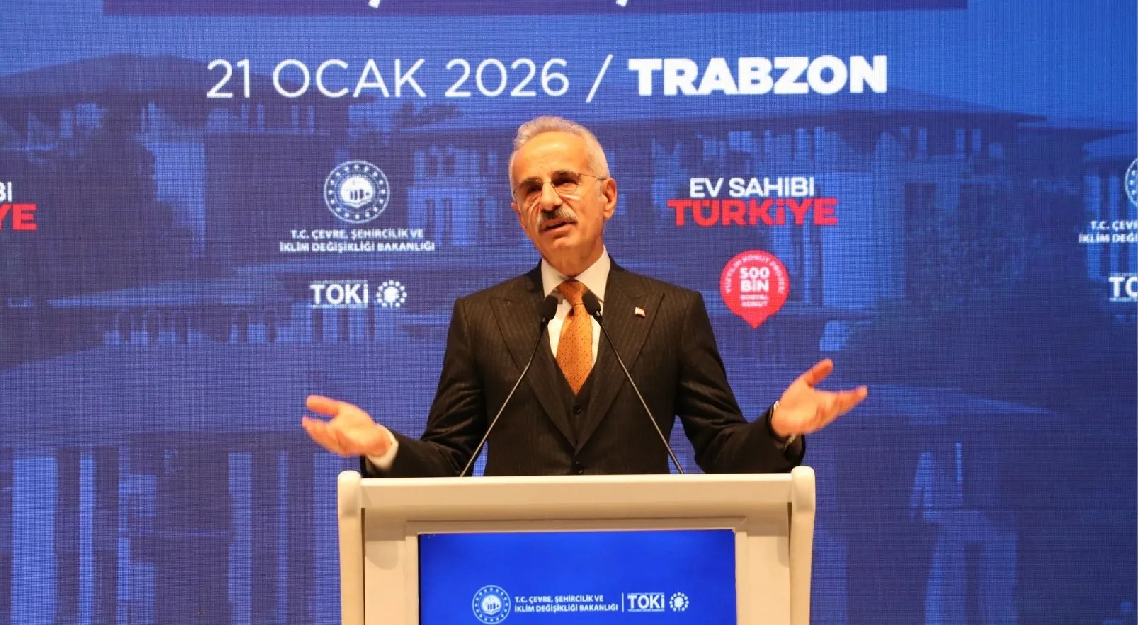 Bakan Uraloğlu, Trabzon'da Ev Sahibi Türkiye Kura Çekiliş Töreni'nde konuştu