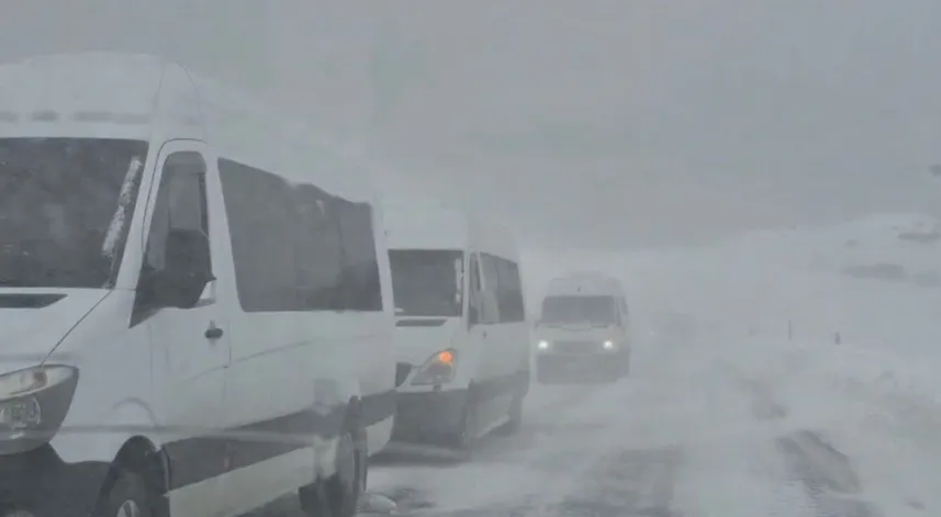 Ordu'nun yükseklerinde yoğun kar yağışı