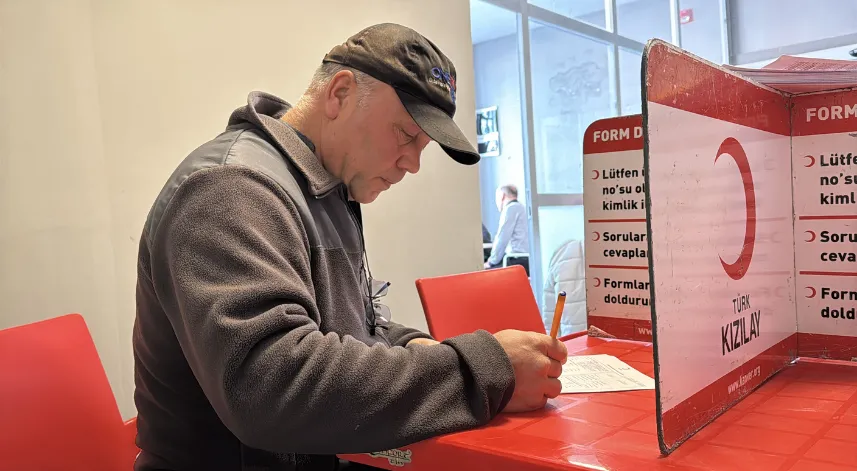 Askerde başladığı kan bağışı yolculuğunda 41 üniteye ulaştı