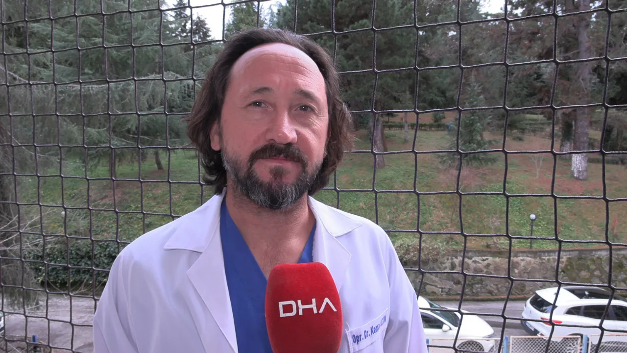 Felce yol açan şah damarı daralmasına bacak damarıyla müdahale