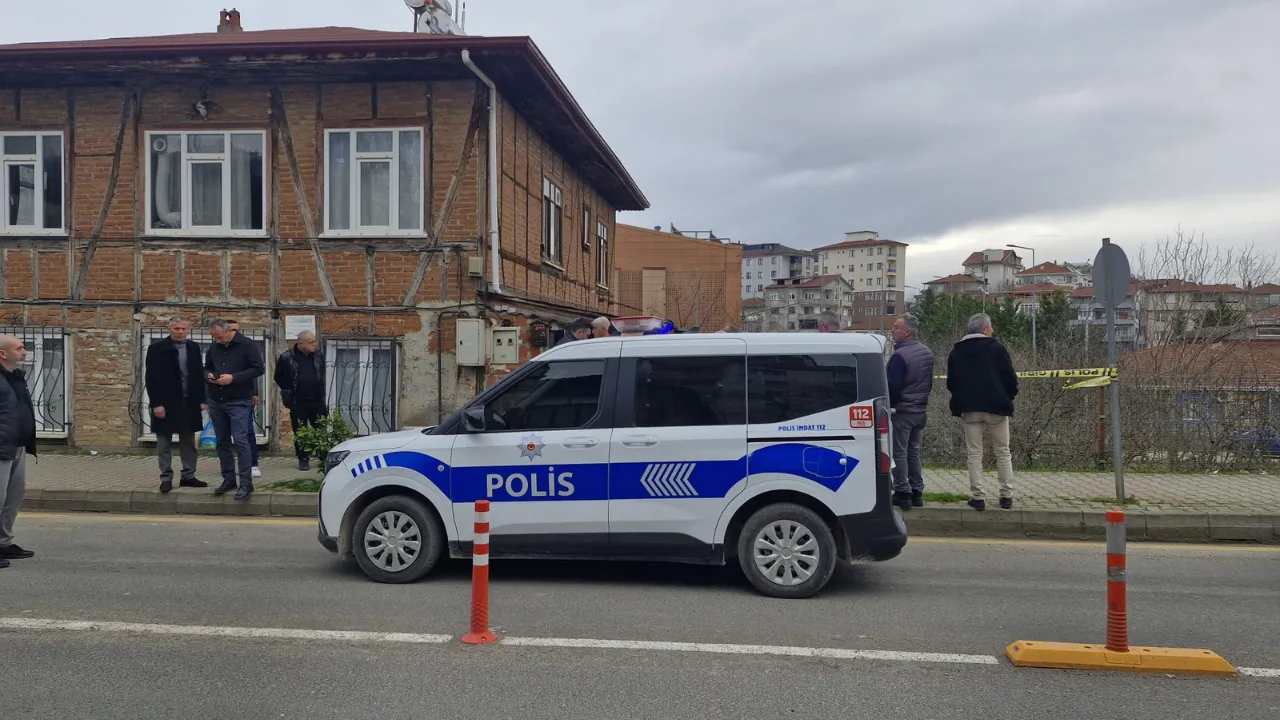 Arkadaşını av tüfeğiyle vurarak öldürdü