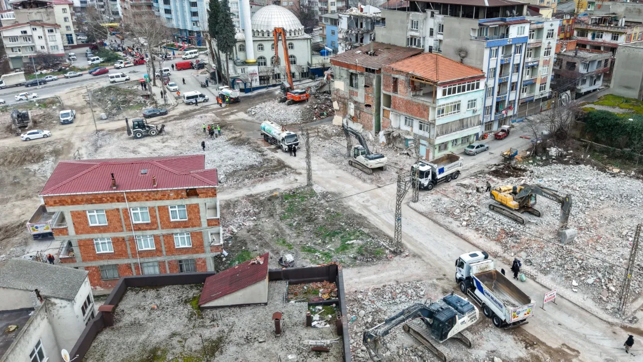 Canik’te depreme dayanıksız 741 bina yıkılıyor